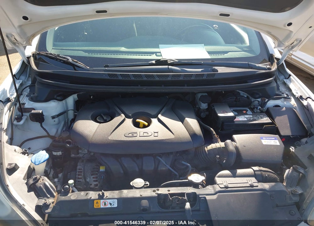 2014 HYUNDAI ELANTRA VIN: KMHDH6AH1EU027608