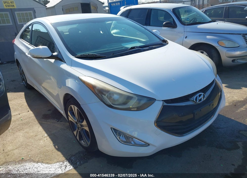 2014 HYUNDAI ELANTRA VIN: KMHDH6AH1EU027608