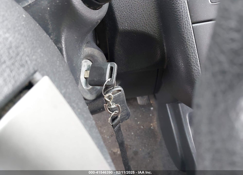 2009 NISSAN VERSA VIN: 3N1BC13E79L460563