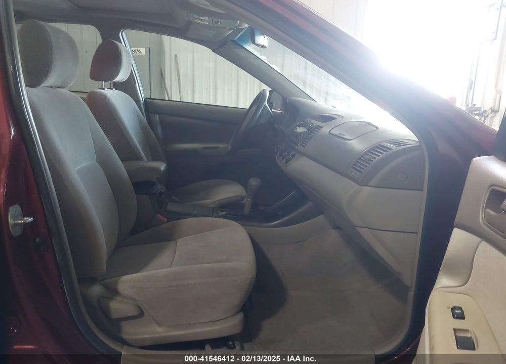 2002 TOYOTA CAMRY LE VIN: 4T1BE32K52U062866