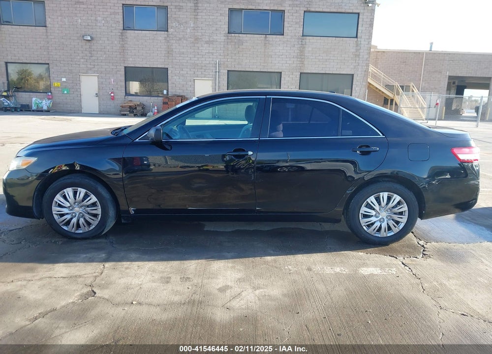 2011 TOYOTA CAMRY VIN: 4T1BF3EK7BU711172