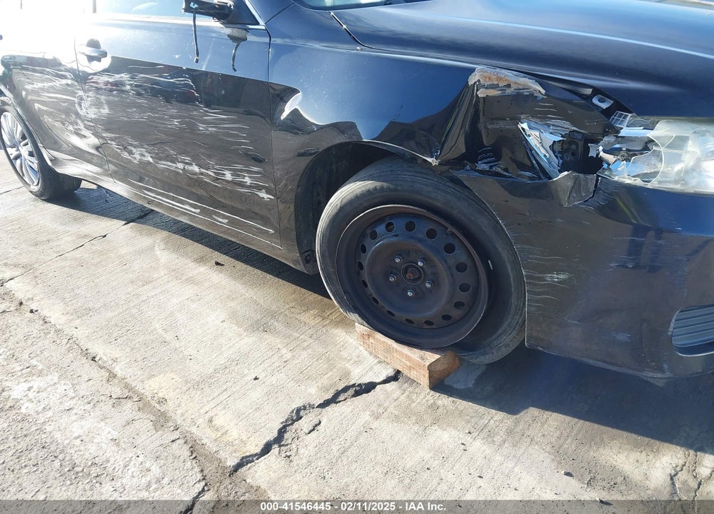 2011 TOYOTA CAMRY VIN: 4T1BF3EK7BU711172