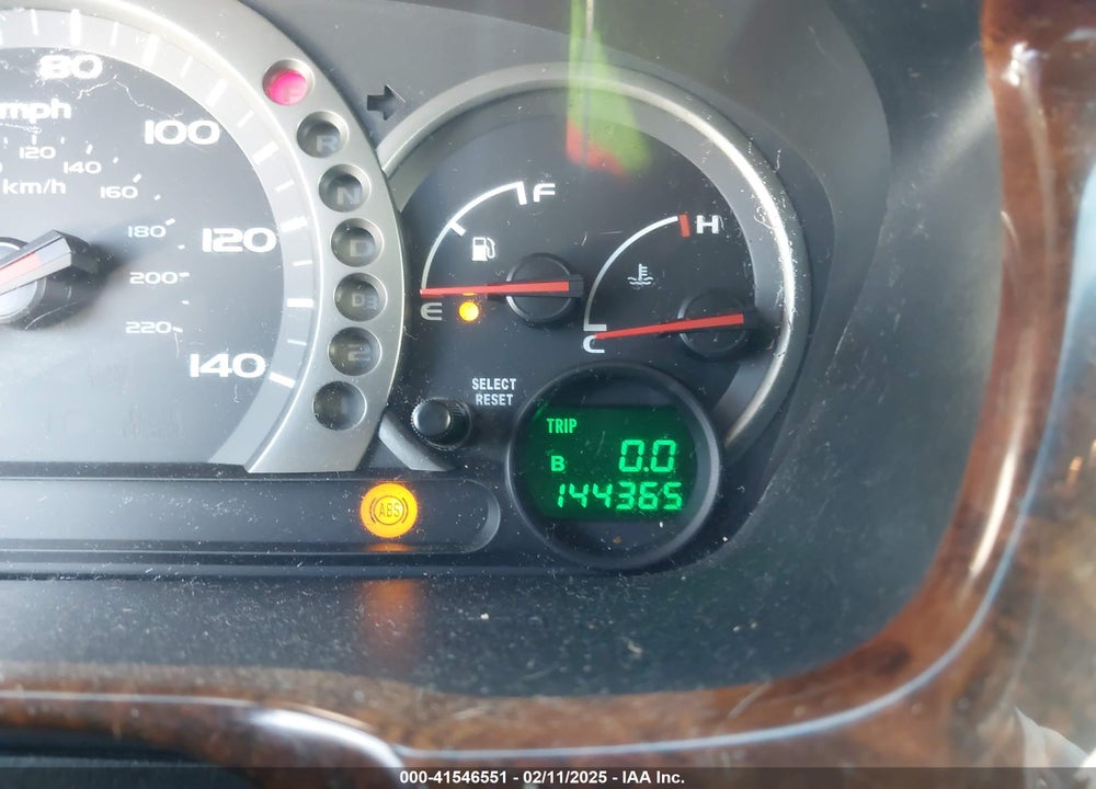 2003 HONDA PILOT VIN: 2HKYF186X3H589128
