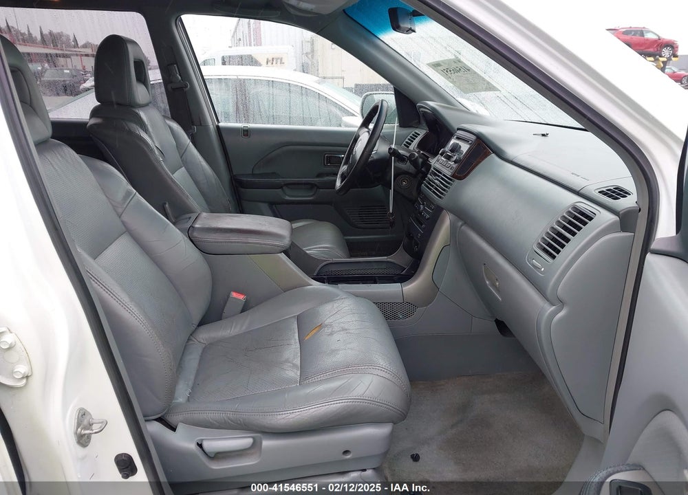 2003 HONDA PILOT VIN: 2HKYF186X3H589128