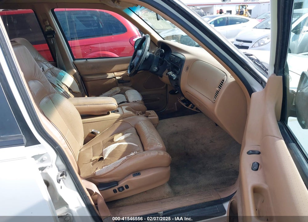 1996 FORD EXPLORER VIN: 1FMDU34X7TUA53849