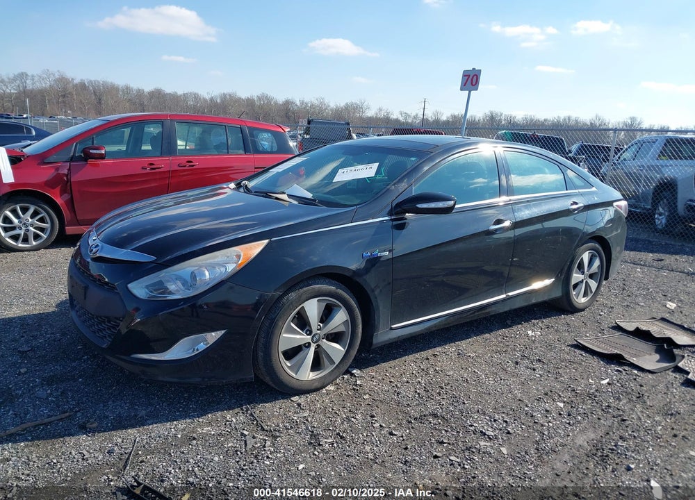 2012 HYUNDAI SONATA VIN: KMHEC4A45CA041692