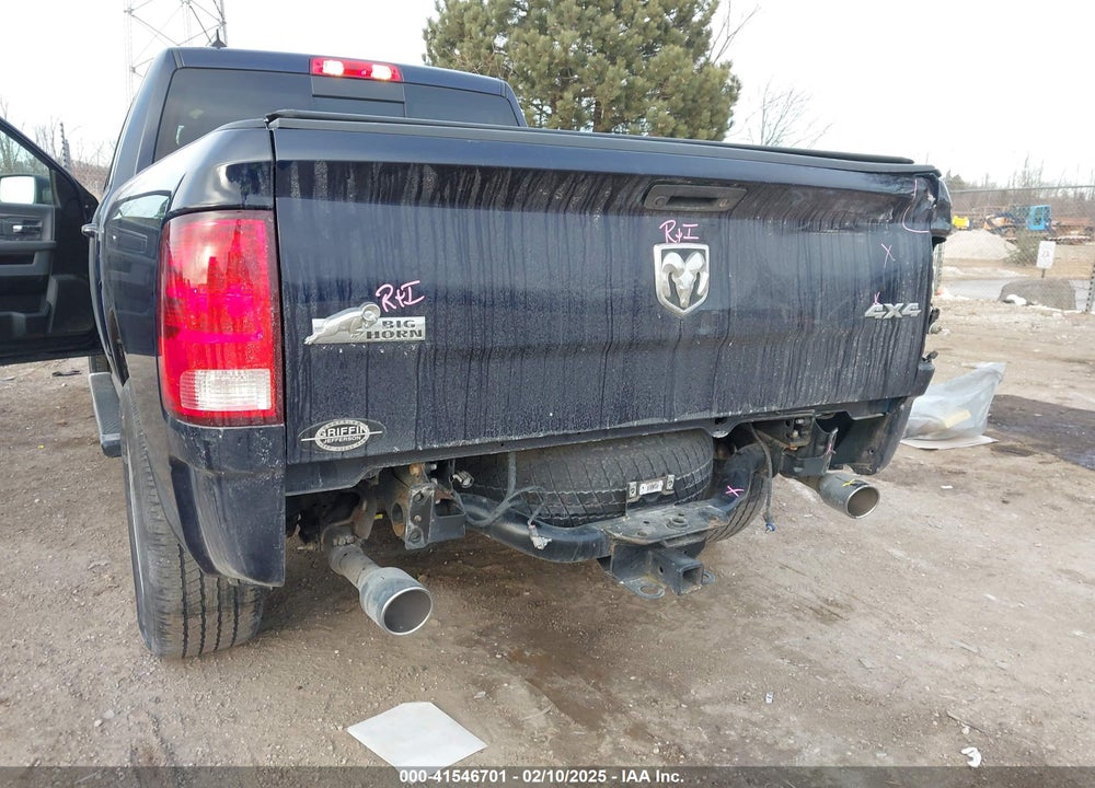 2018 RAM 1500 VIN: 1C6RR7GT6JS296208