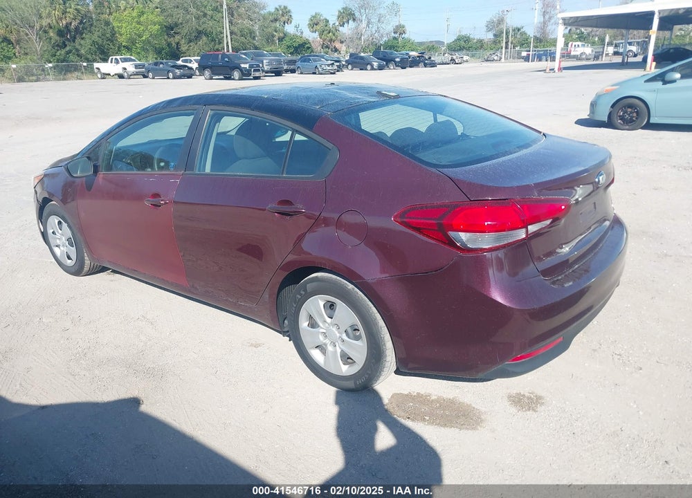 2018 KIA FORTE LX VIN: 3KPFK4A73JE177030