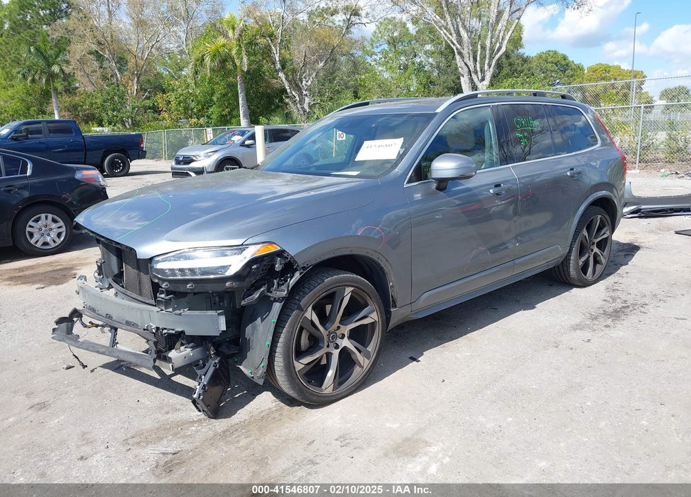 2018 VOLVO XC90 T6 MOMENTUM VIN: YV4A22PK2J1323959