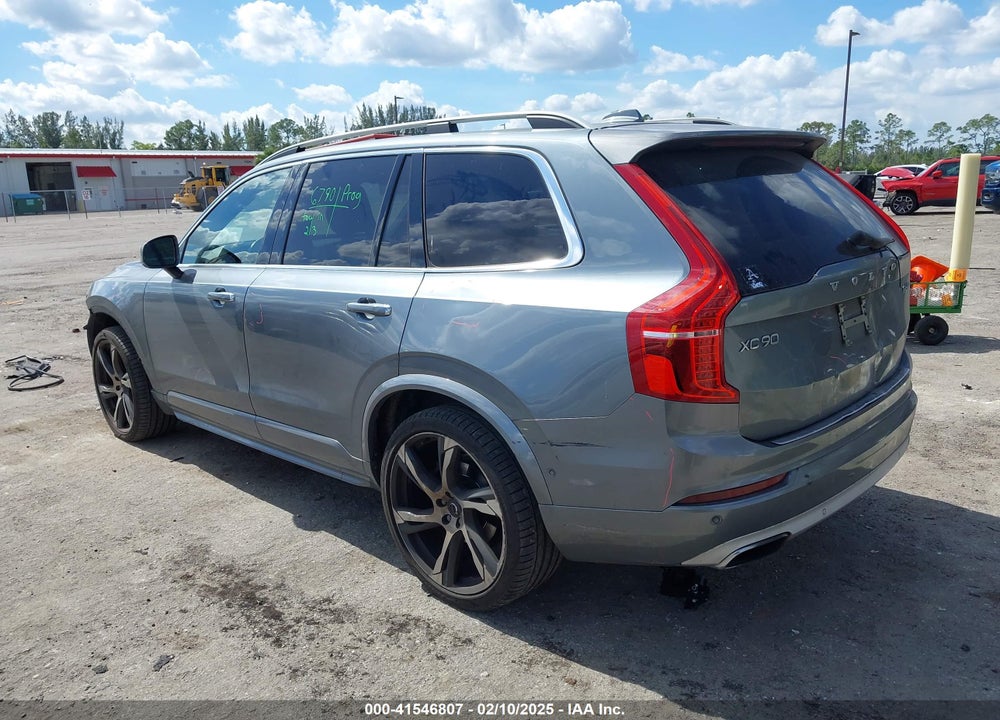 2018 VOLVO XC90 T6 MOMENTUM VIN: YV4A22PK2J1323959