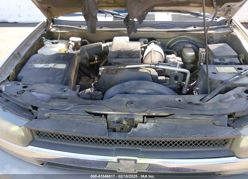 2002 CHEVROLET TRAILBLAZER LS VIN: 1GNDS13S122245399