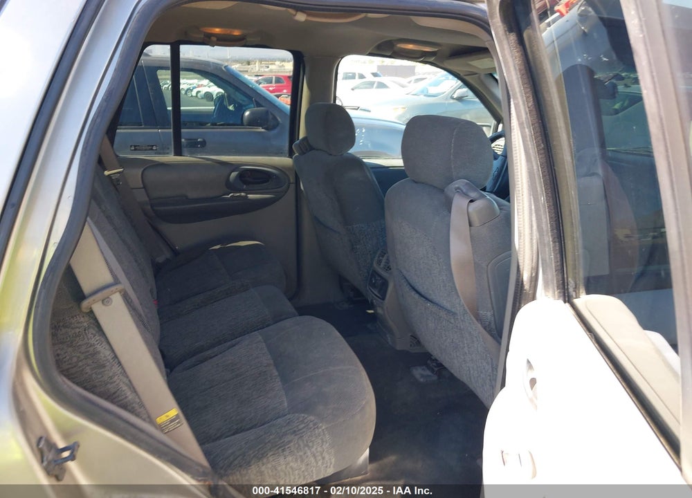 2002 CHEVROLET TRAILBLAZER LS VIN: 1GNDS13S122245399