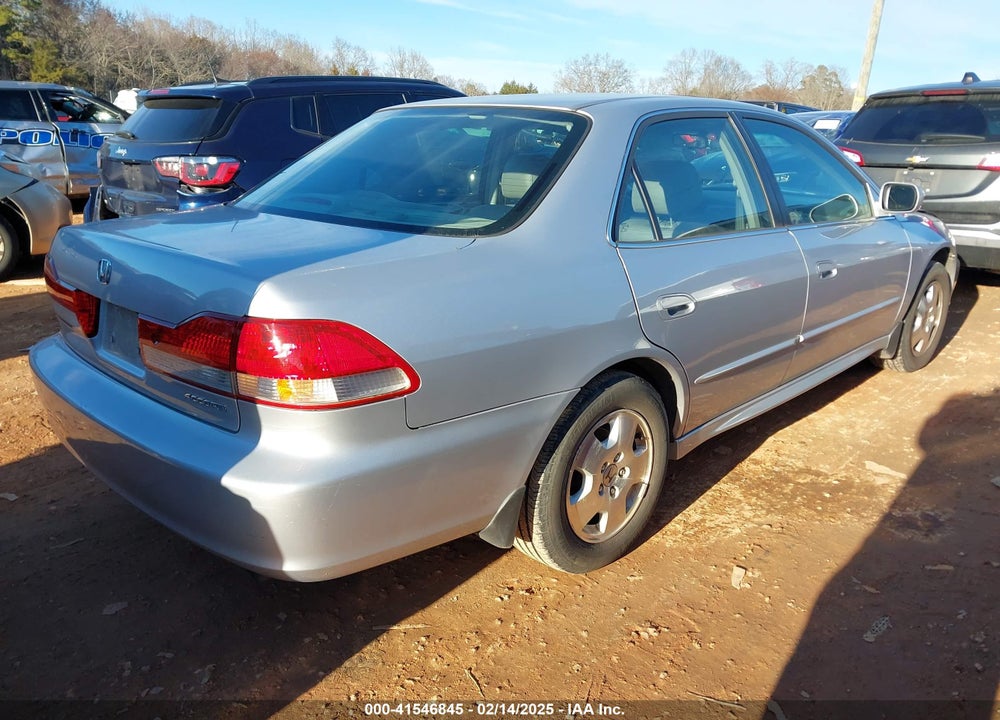 2002 HONDA ACCORD 3.0 EX VIN: 1HGCG16522A024431