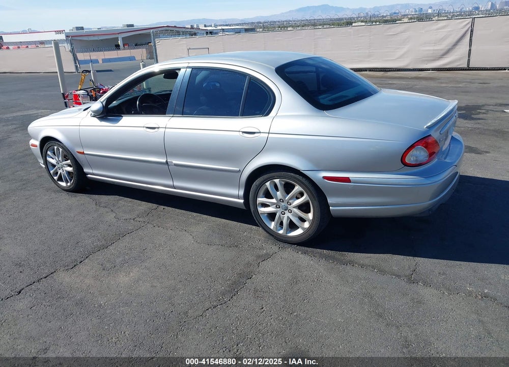 2002 JAGUAR X-TYPE 2.5L VIN: SAJEA53D42XC22148