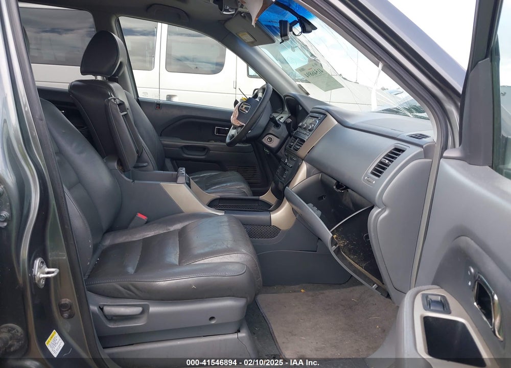 2008 HONDA PILOT EX-L VIN: 5FNYF28578B002404