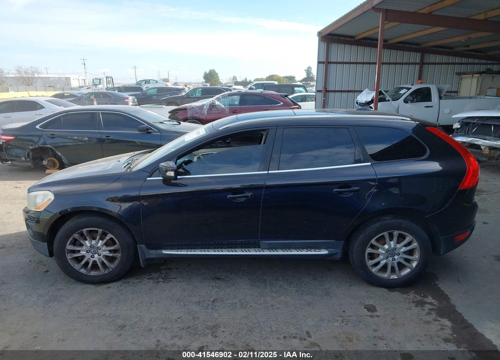 2010 VOLVO XC60 VIN: YV4992DZ5A2019647