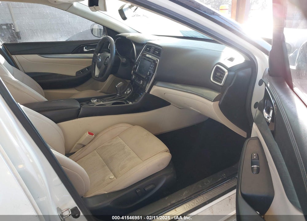 2016 NISSAN MAXIMA VIN: 1N4AA6AP0GC428830
