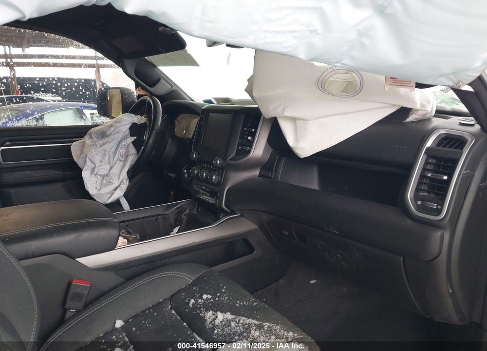 2022 RAM 1500 VIN: 1C6SRFBT8NN215023