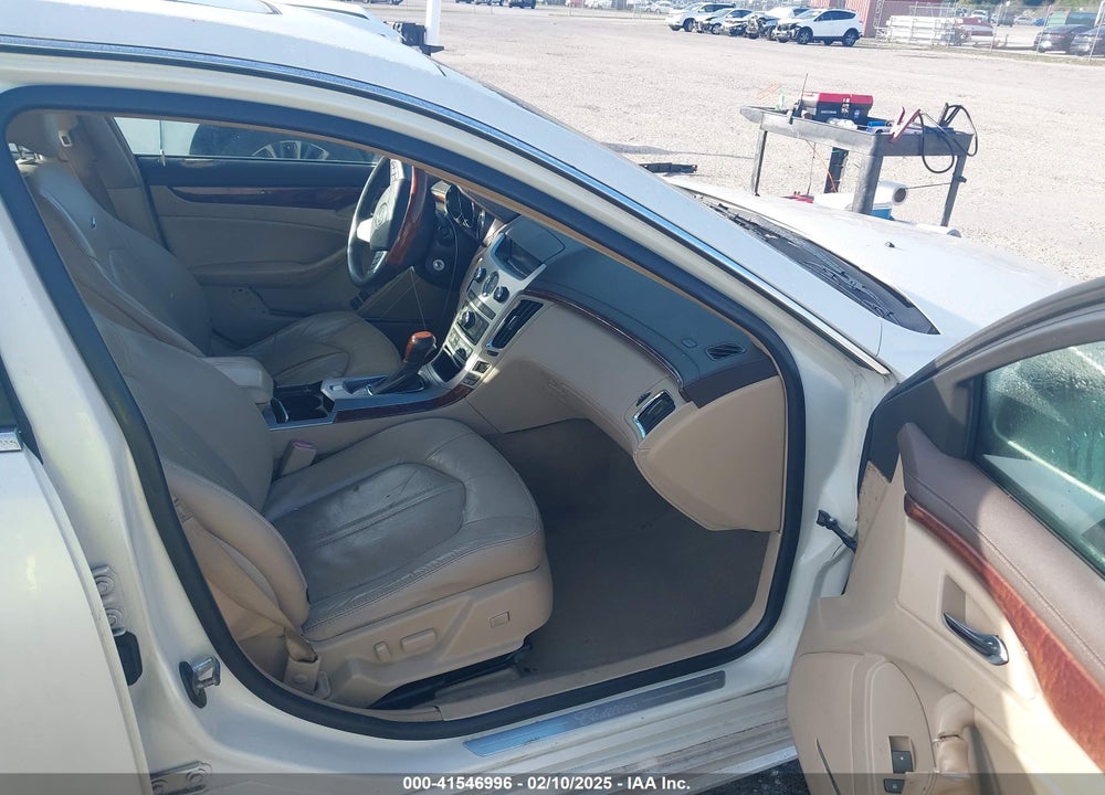 2011 CADILLAC CTS LUXURY VIN: 1G6DE5EY0B0159251
