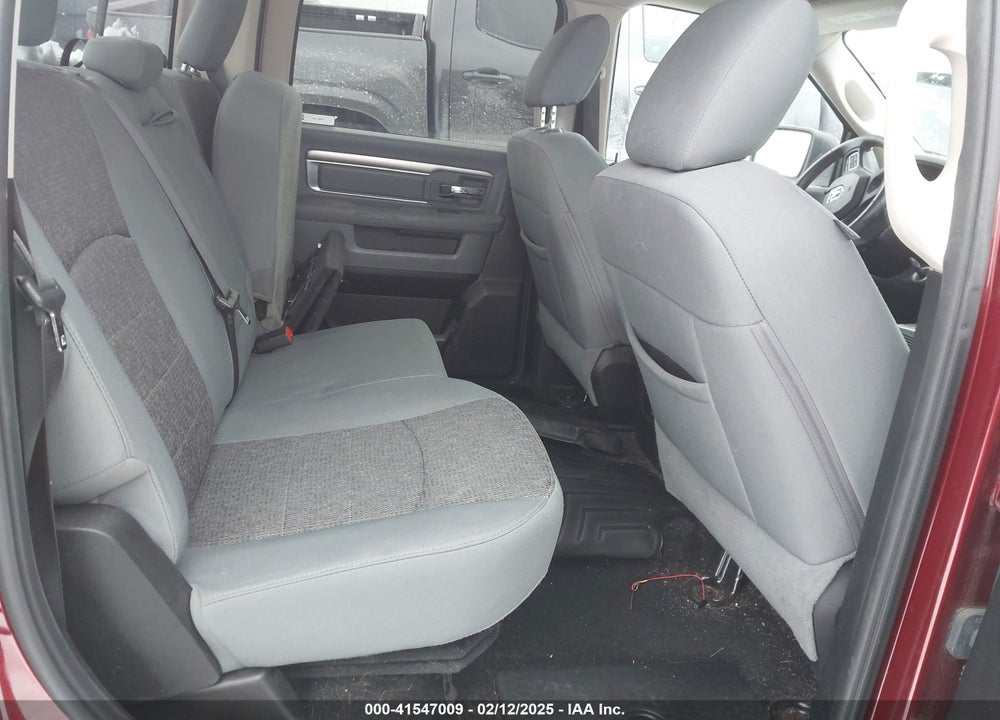 2016 RAM 1500 VIN: 3C6RR7LT8GG360495