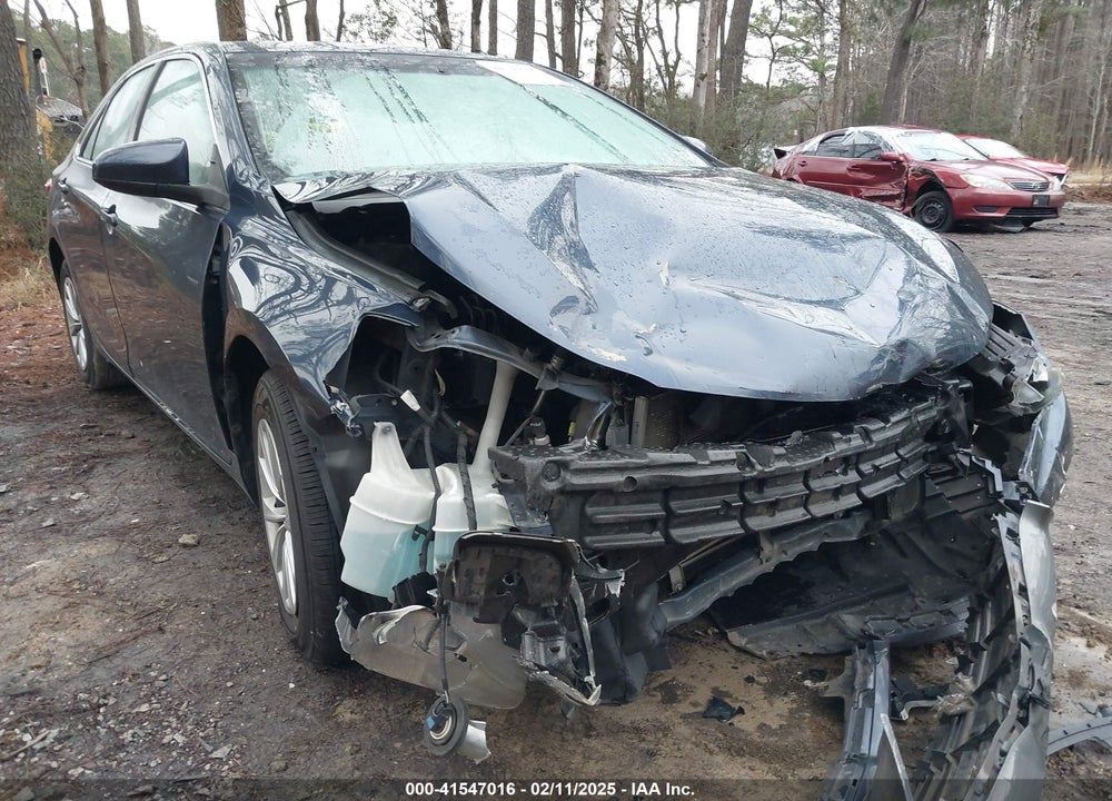 2016 TOYOTA CAMRY VIN: 4T4BF1FK5GR571929