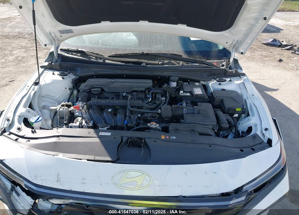 2024 HYUNDAI ELANTRA VIN: KMHLP4DG0RU838103