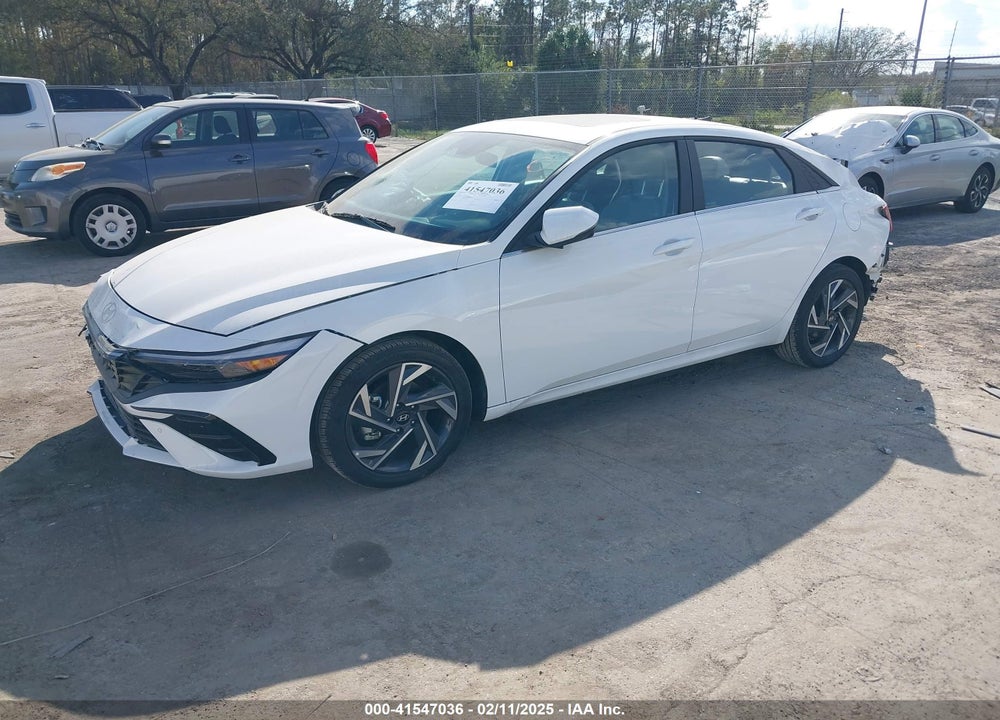 2024 HYUNDAI ELANTRA VIN: KMHLP4DG0RU838103