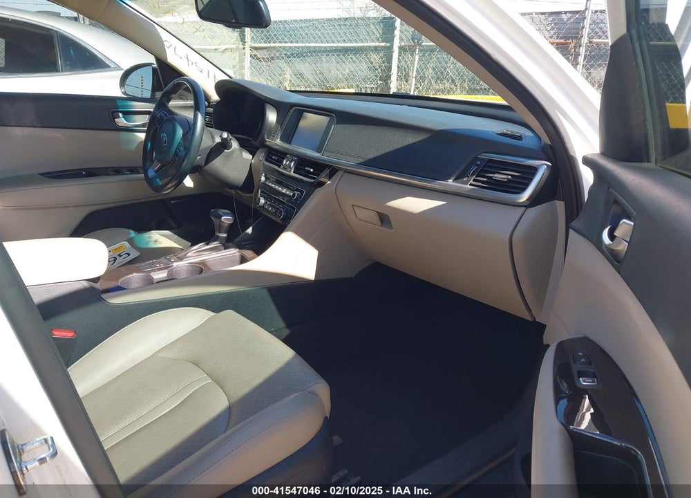 2016 KIA OPTIMA VIN: 5XXGU4L33GG057978
