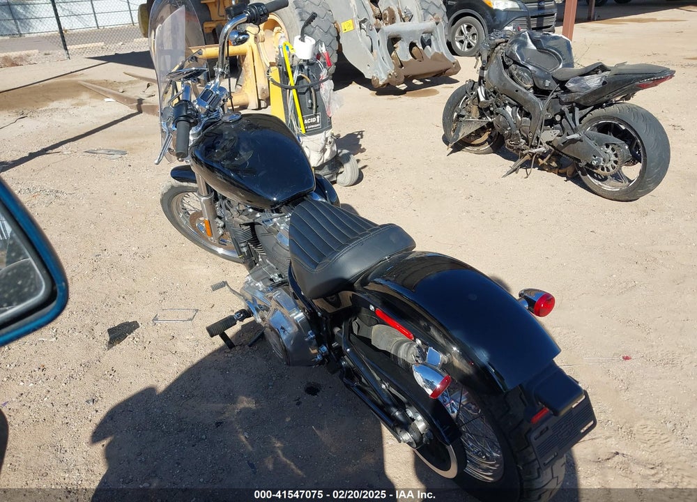 2021 HARLEY-DAVIDSON FXST VIN: 1HD1BVJ15MB042031