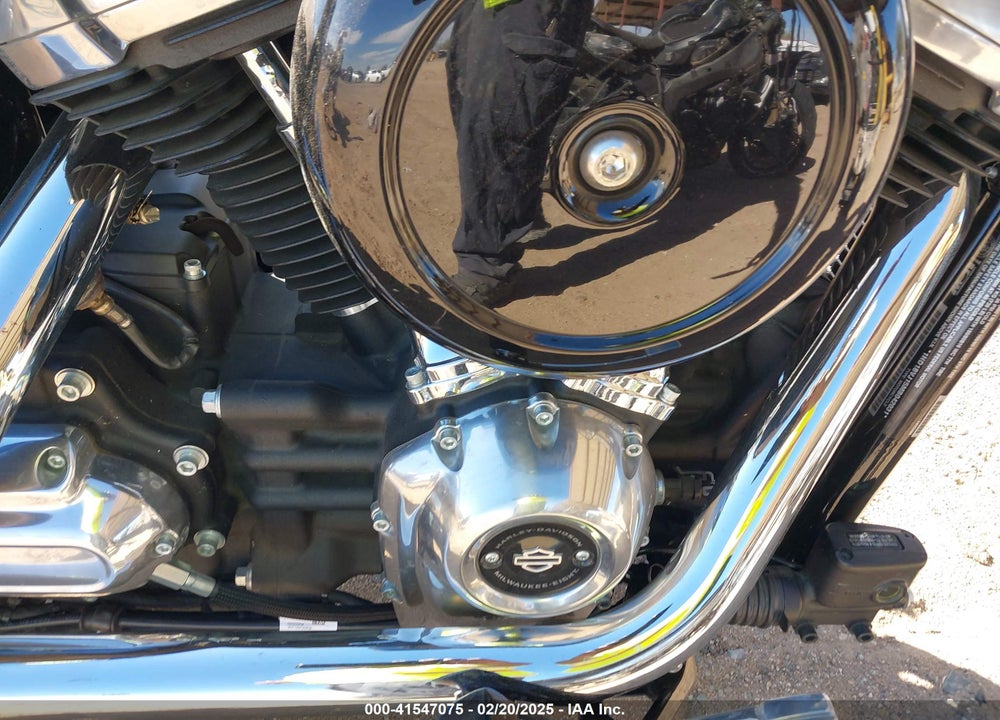 2021 HARLEY-DAVIDSON FXST VIN: 1HD1BVJ15MB042031