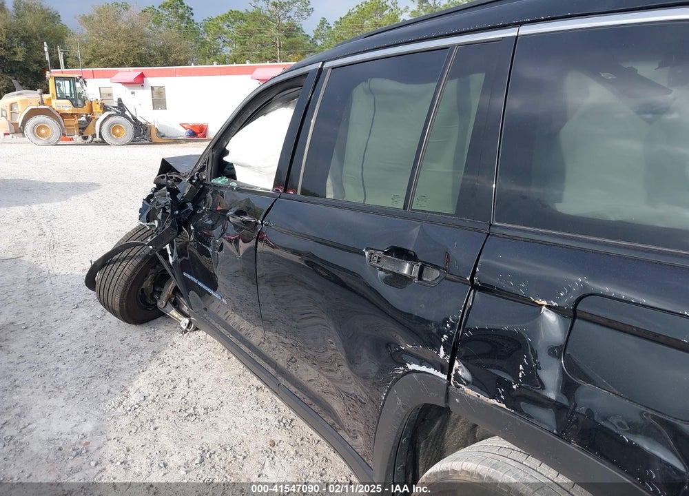 2024 JEEP GRAND CHEROKEE 4XE VIN: 1C4RJYB64RC181913