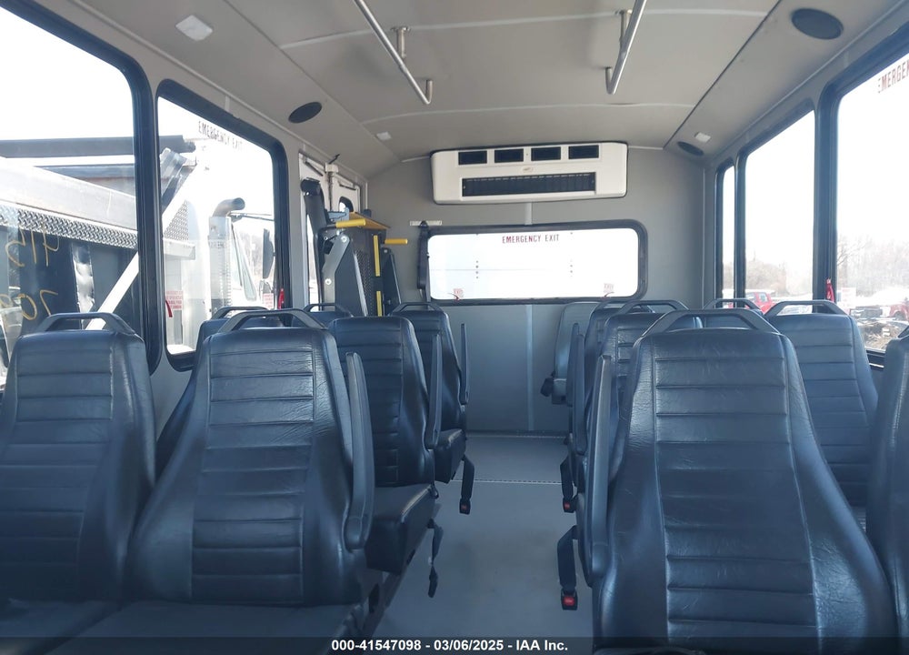 2017 FORD E-350 CUTAWAY VIN: 1FDEE3FS5HDC50660