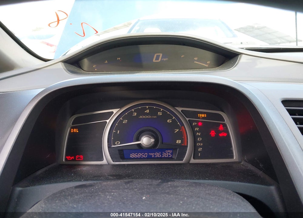 2010 HONDA CIVIC LX VIN: 19XFA1F50AE073491