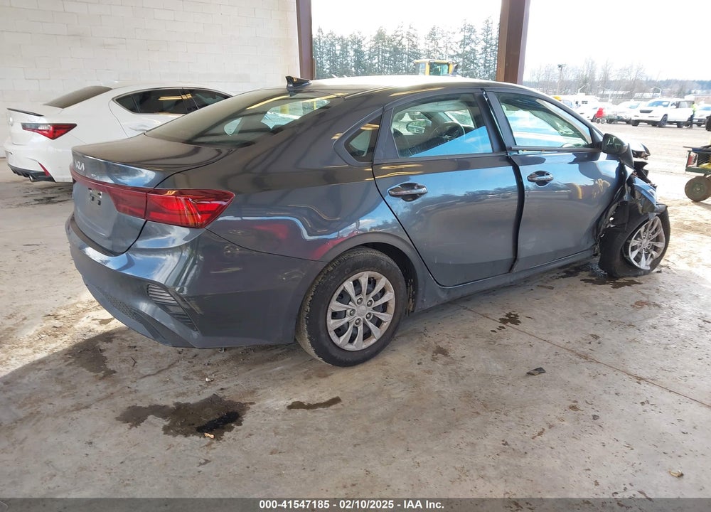 2023 KIA FORTE VIN: 3KPF24AD6PE569837