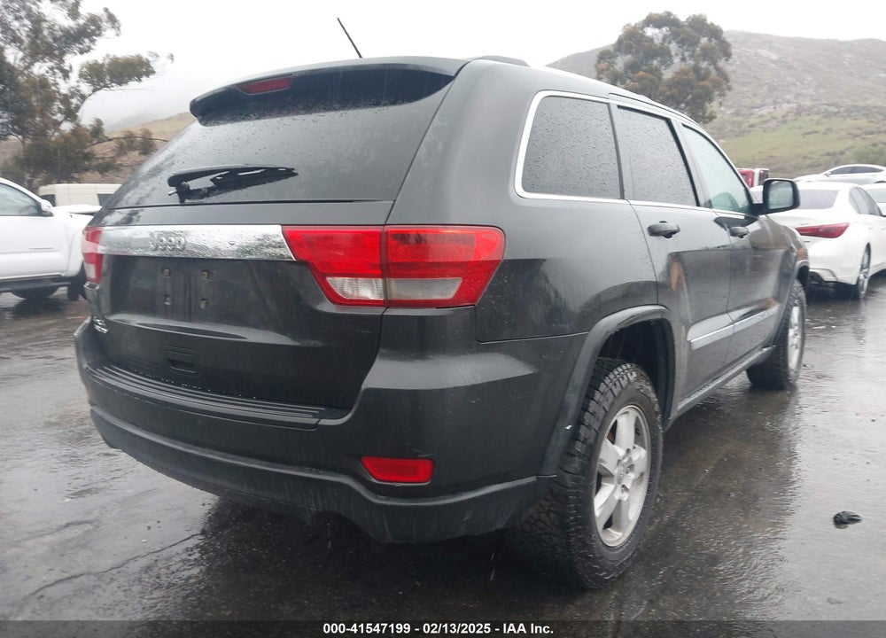 2011 JEEP GRAND CHEROKEE VIN: 1J4RR4GG1BC566381