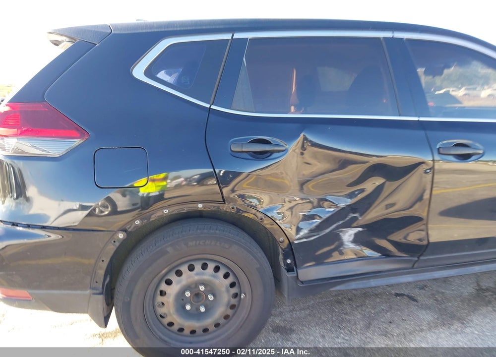2018 NISSAN ROGUE VIN: JN8AT2MT8JW456844