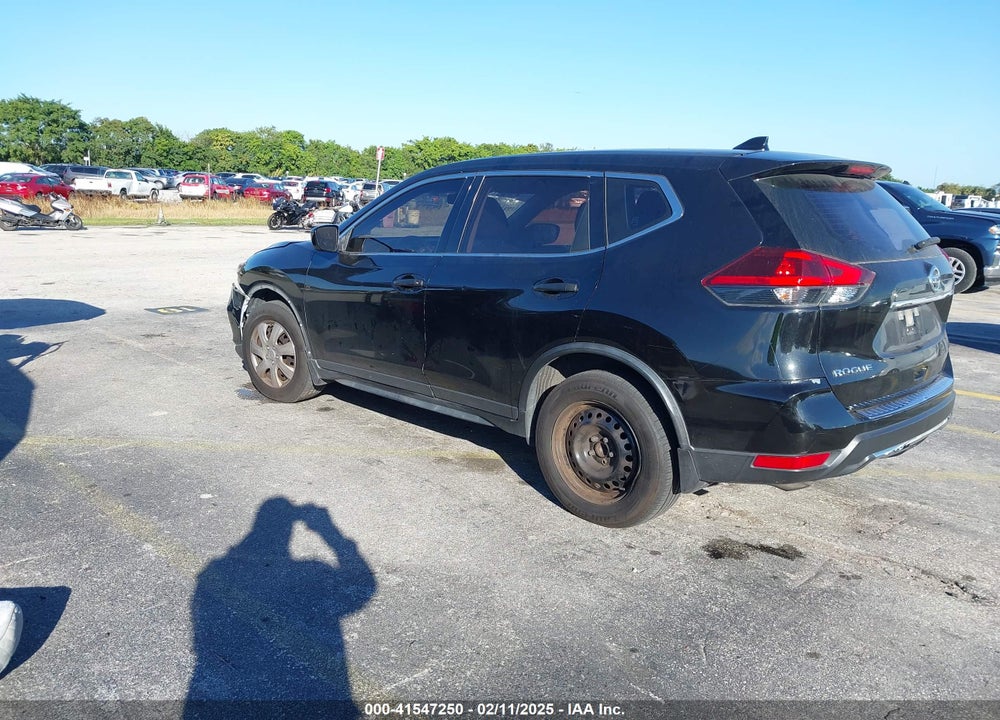 2018 NISSAN ROGUE VIN: JN8AT2MT8JW456844