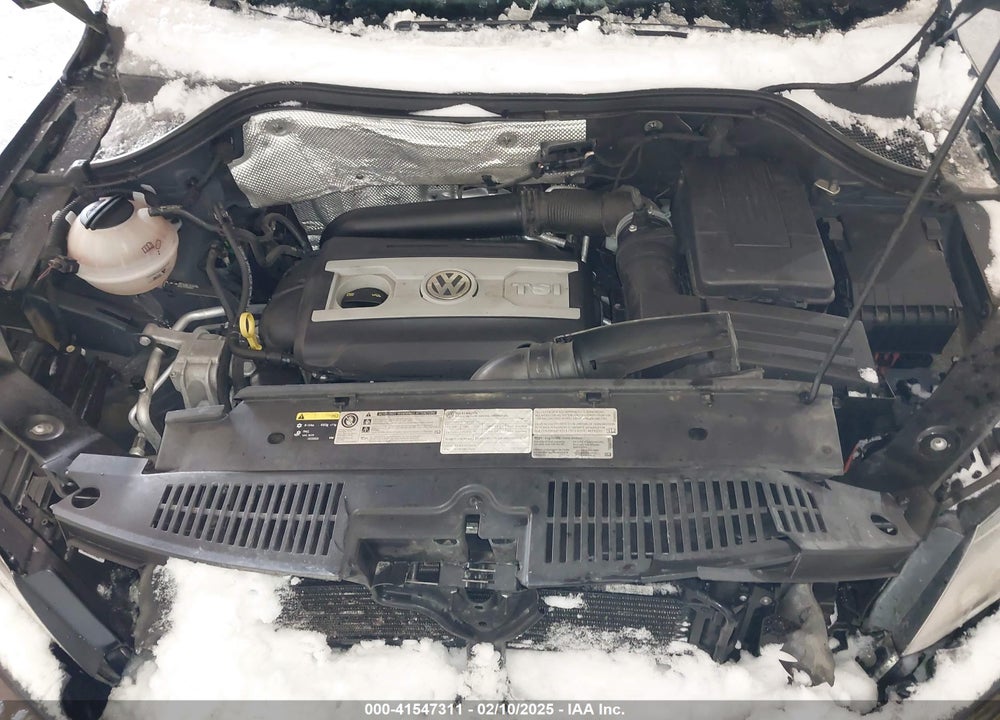 2014 VOLKSWAGEN TIGUAN VIN: WVGBV3AX0EW611962
