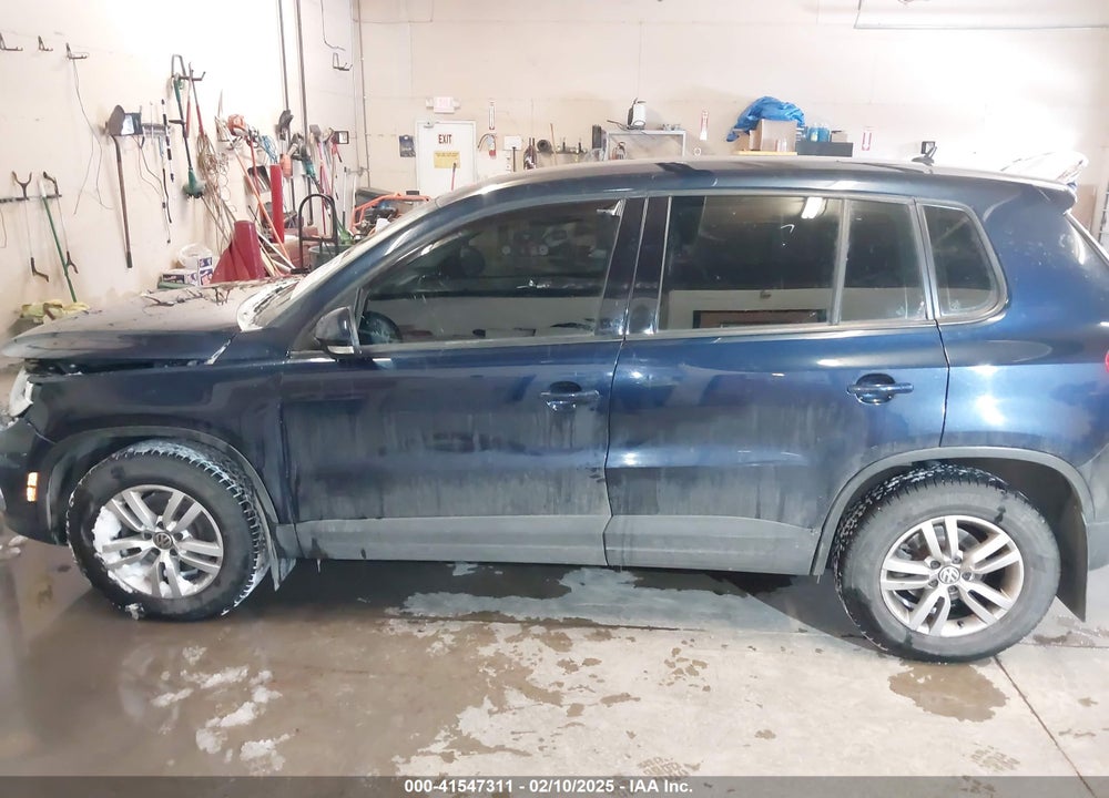 2014 VOLKSWAGEN TIGUAN VIN: WVGBV3AX0EW611962