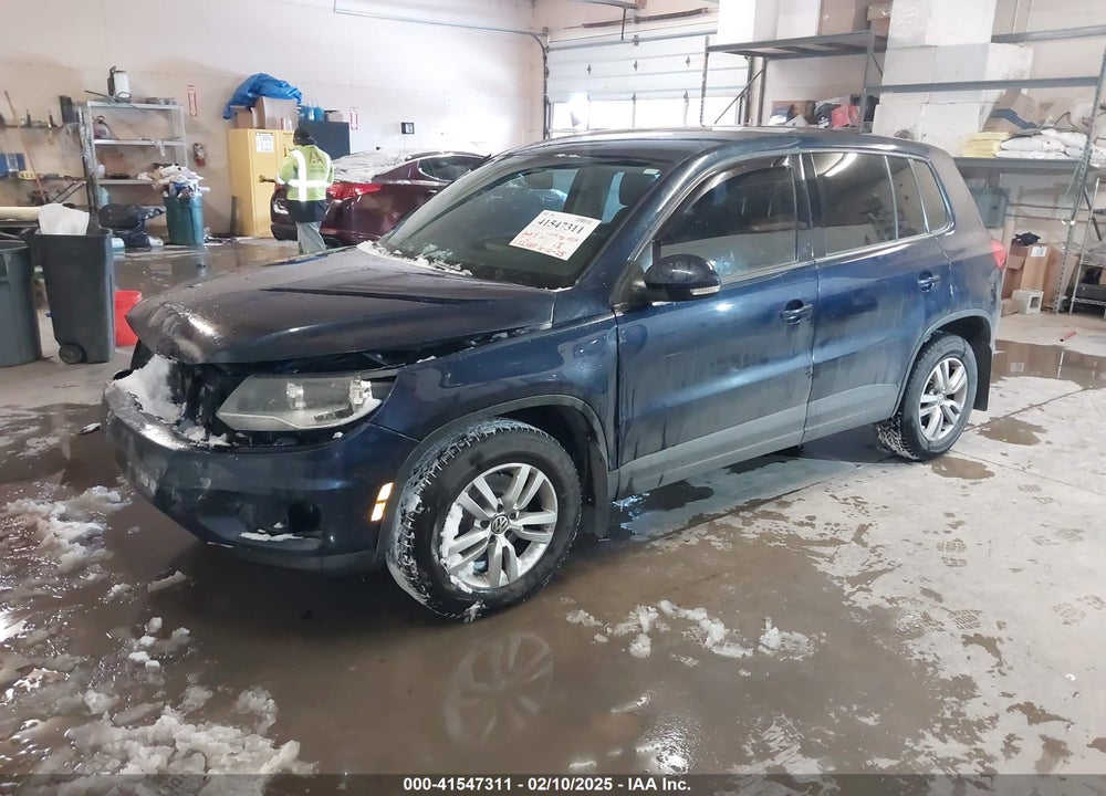 2014 VOLKSWAGEN TIGUAN VIN: WVGBV3AX0EW611962