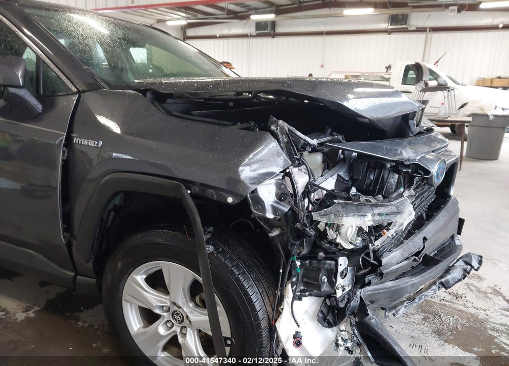 2019 TOYOTA RAV4 VIN: JTMRWRFV2KD012952