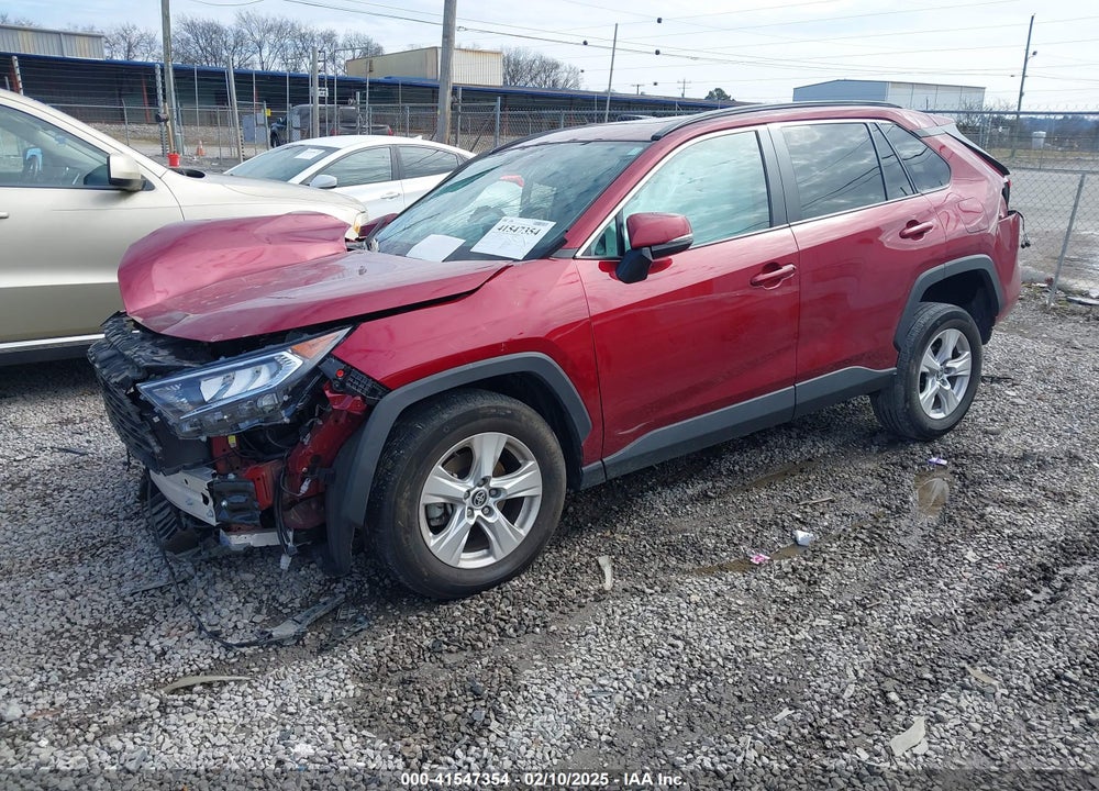 2021 TOYOTA RAV4 XLE VIN: 2T3P1RFVXMW216135