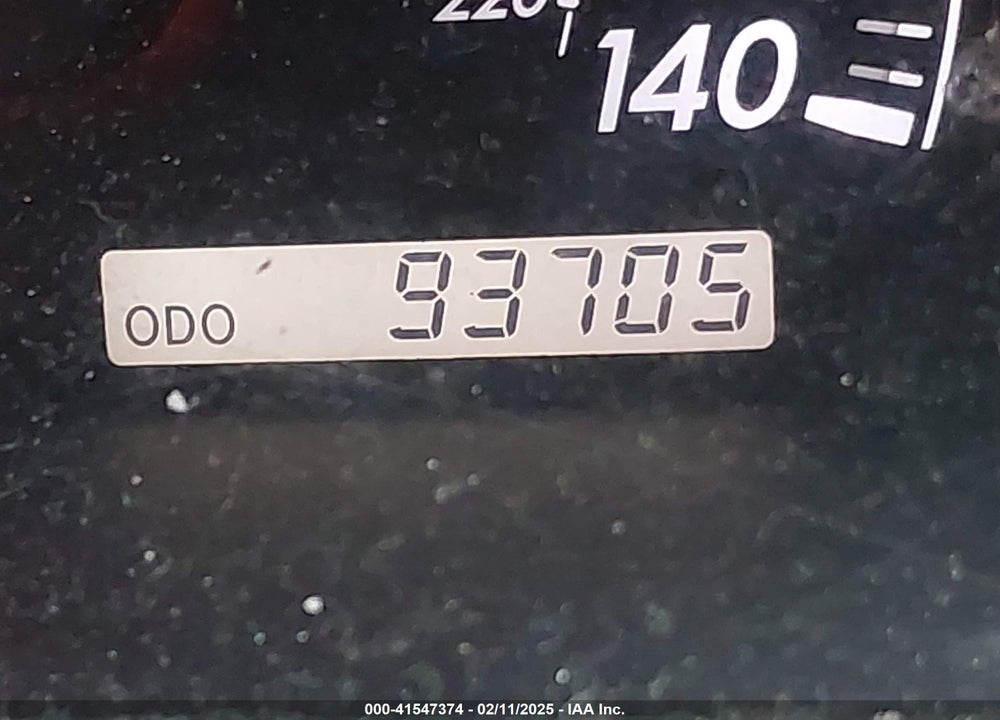 2005 TOYOTA CAMRY LE VIN: 4T1BE32K95U952355