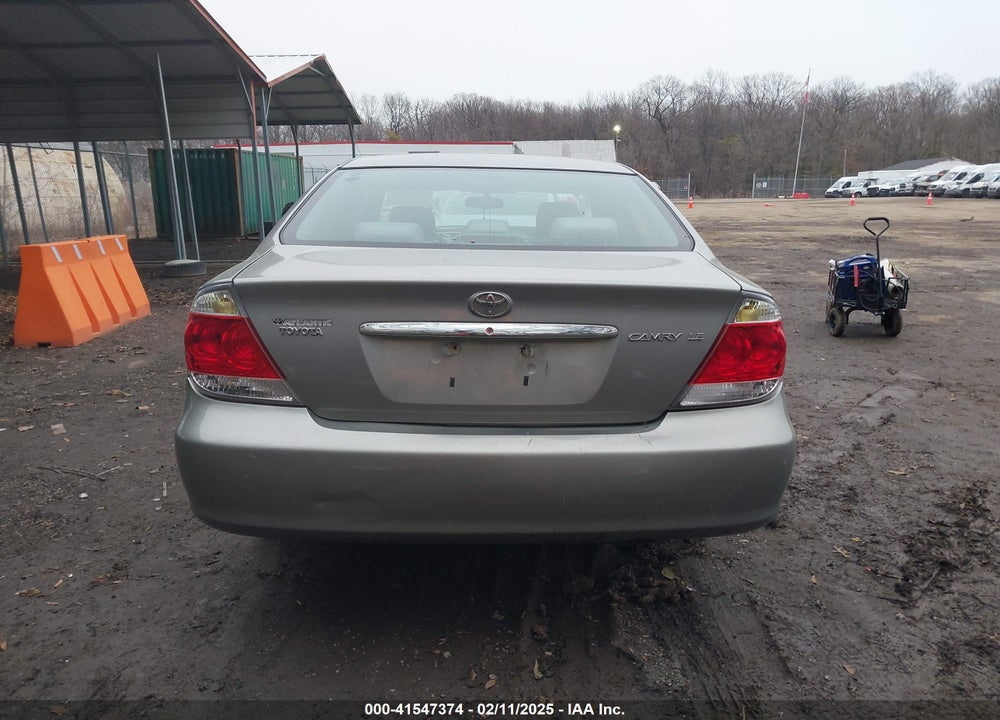2005 TOYOTA CAMRY LE VIN: 4T1BE32K95U952355