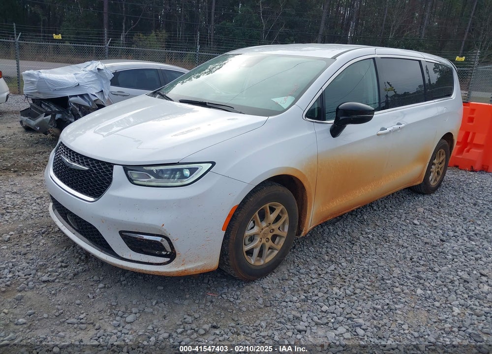 2024 CHRYSLER PACIFICA TOURING L VIN: 2C4RC1BG4RR120210