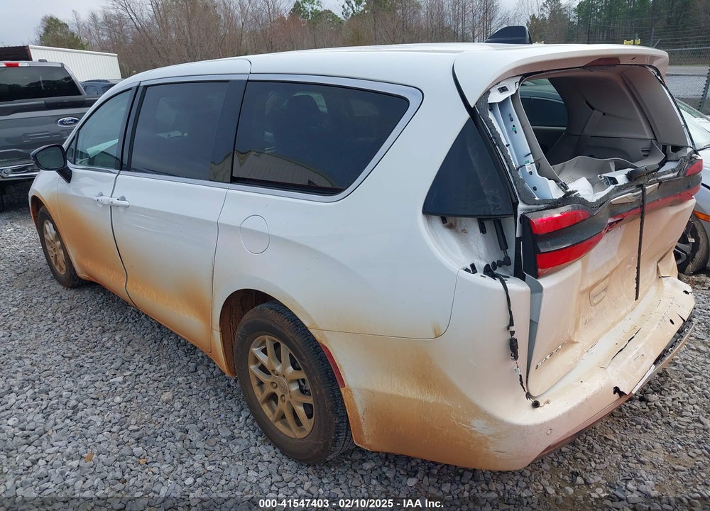 2024 CHRYSLER PACIFICA TOURING L VIN: 2C4RC1BG4RR120210