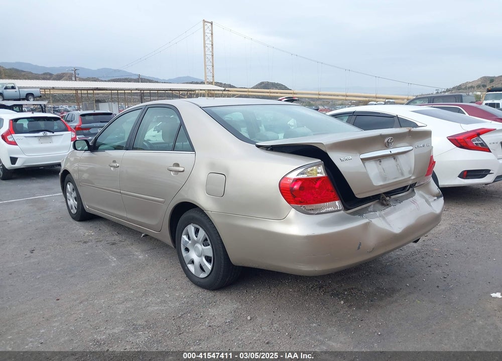 2005 TOYOTA CAMRY LE VIN: 4T1BE32K65U081379