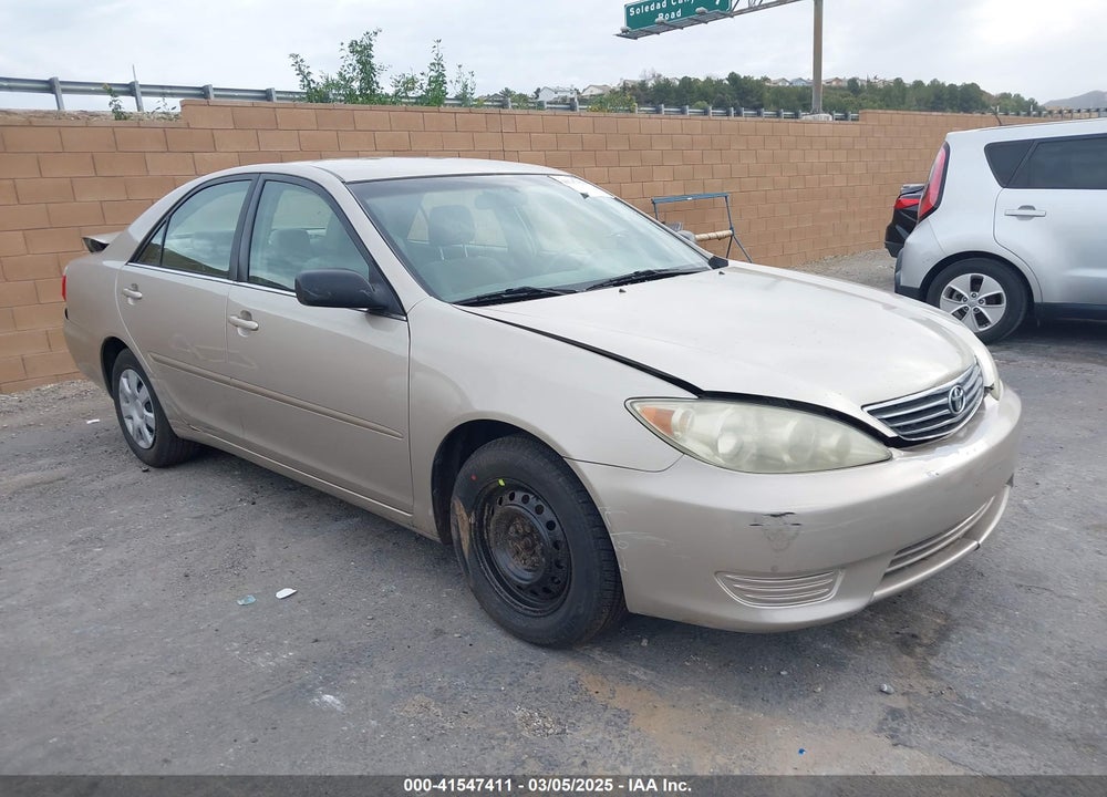2005 TOYOTA CAMRY LE VIN: 4T1BE32K65U081379