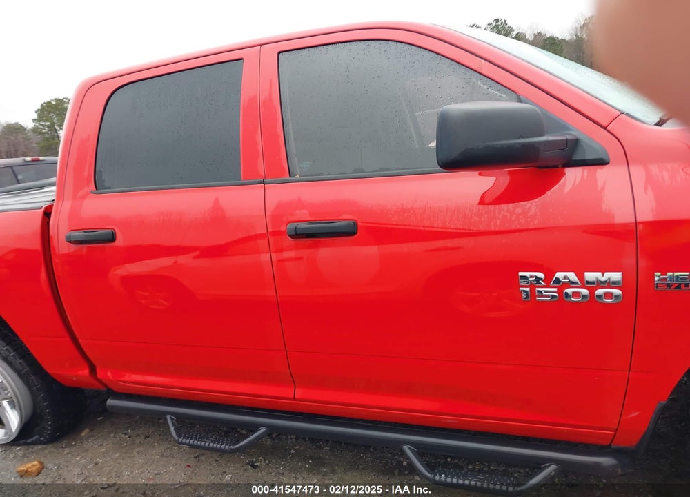 2015 RAM 1500 VIN: 1C6RR6KT3FS613158