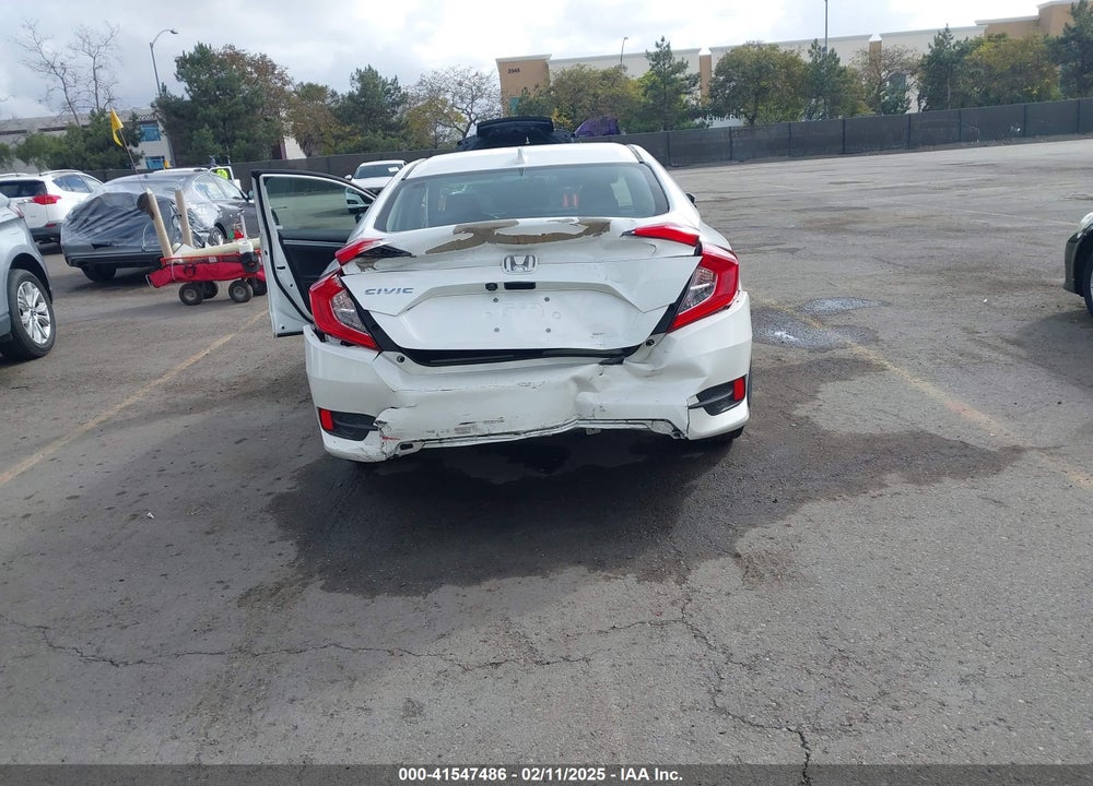 2018 HONDA CIVIC VIN: 2HGFC2F84JH538113